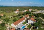Location vacances Škabrnja - Family friendly house with a swimming pool Gornje Rastane, Biograd - 23137-1