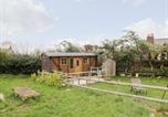 Location vacances Paysage industriel de Blaenavon - Railway Carriage-1