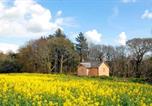 Location vacances Carew - Creek Cottage - unique dog friendly cottage in beautiful woodlands-2