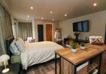 Location vacances  Gare de Burnley - The Cabin-4