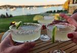 Location vacances Marks Point - The Little Lake House Waterfront Escape-4