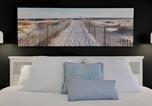 Location vacances Magenta - 'blue Bay Bliss' - Private Spa - Luxury Apartment-4