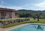 Location vacances Passignano sul Trasimeno - Di Colle In Colle - Country House with Private Pool-1