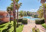 Location vacances Cavalaire-sur-Mer - Résidence Odalys  La Palmeraie