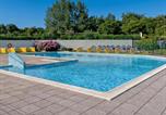 Camping avec Piscine Plouézec - Camping Domaine du Launay-1