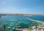 Location vacances Ghasri - Harbour Lights Seafront Penthouse, with large terrace with stunning panoramic sea views - by Getawaysmalta-3