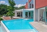 Location vacances Châteauneuf-de-Galaure - Villa d'exception à Saint Désirat avec piscine privée-4