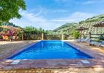 Location vacances  Grenade - Charming Villa in Montefrío with Private Pool-1