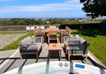 Location vacances Amlwch - Luxury coastal retreat with sea views-2