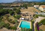 Location vacances Les Iles Baléares - Villa Barcares Petit con piscina y amplios jardines, para 6, by Bebreeze-4