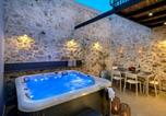 Location vacances Réthymnon - Vasan Suite - Luxury Old Town House with Private Jacuzzi-1