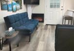 Location vacances Boston - Attractive Lower Level Guest Suite with Private Entrance-2