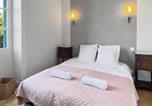 Location vacances Gramat - Ancien Hôtel rénové à Alvignac Volume et charme piscine pour 12 personnes-4