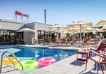Hôtel Laudun-l'Ardoise - Ibis Orange Centre Echangeur A7 A9-1