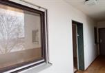 Location vacances  Schnetzenhausen - Bodensee Apartment Friedrichshafen Berg-2