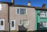 Location vacances Llanbadrig - The Old Post Office 23 High Street-1