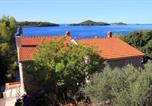 Location vacances Blato - Apartments by the sea Prizba, Korcula - 176-1