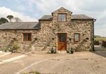Location vacances Usines de la vallée de la Derwent - Fletchers Barn-1