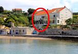 Location vacances Lumbarda - Apartments by the sea Lumbarda, Korcula - 4378-1