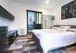 Location vacances Grans - Cozy Home In Miramas With Outdoor Swimming Pool-4