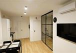Location vacances Ostie - Lux Beach Apartment Black-2