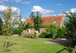Location vacances Ygrande - Gte Avec Piscine Sainte Anne-2