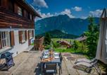 Location vacances Vaud - Chalet spa avec terrasse et vue alpine-4