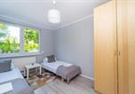Location vacances Żukowo - Rodzinny Apartament 3city z 5 Sypialniami, Parkingiem i Ogródkiem by Noclegi Renters-2