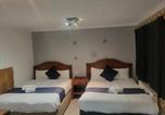 Location vacances Horley - All Seasons Gatwick Guest House & Parking-3