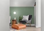 Location vacances Calgary - Mid Century Zen Suite. 1 Br. Near Dt, C-train.-1