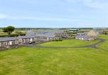Location vacances Newton-by-the-Sea - St Dolmen-3