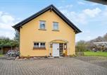 Location vacances Strotzbüsch - Schönes Appartement in Lutzerath mit Garten, Terrasse und Grill-1