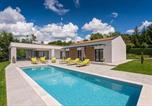 Location vacances  Pazin - Lara Gračišće-1