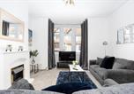 Location vacances Southend-on-Sea - Large 3 Br House with On-street Parking - Sleeps 11!-2