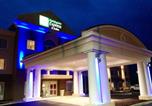 Hôtel Utica - Holiday Inn Express & Suites Utica by Ihg-1