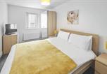 Location vacances Loftus - 2-Bedroom Serviced Apartment in Skinningrove 6-1