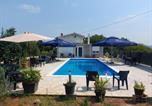 Location vacances Kula Norinska - Apartman Dalmatin-1