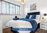 Location vacances  Gare de Walsall - Jrr Stays Wv12 3 bedroom, and Wi-Fi-1