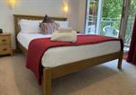 Location vacances Shanklin - 3br Cosy Coastal Cottage with Wifi Parking-2