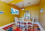 Location vacances  Parc national des Everglades - Canal-front, family-friendly home w/ soaking tub, dock access & water view-4