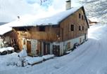 Location vacances Arâches-la-Frasse - Beautiful renovated chalet near ski resort France-2