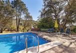 Location vacances  Le parc naturel de la Serra d'Arrabida - Secluded House - Quinta La Rabide-4