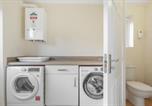 Location vacances La cathédrale Saint Michael de Coventry - Contractor House - Driveway Van Parking Fast Wifi Laundry Facilities-4
