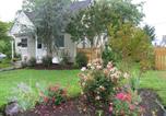 Location vacances West Cape May - Crepe Myrtle Cottage-1