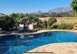 Location vacances Blue Downs - In the Vine Boutique Country Manor-3