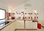 Location vacances Tel Aviv-Jaffa - Mamad Charming Sunny Haven with Balcony-2