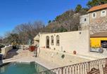 Location vacances Pernes-les-Fontaines - Nice Home In La Roque-Sur-Pernes-1