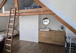 Location vacances Ruiselede - Bnb The Attic - Spacious air-conditioned attic room-2