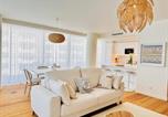 Location vacances Alcantarilha - De Lux Spa & pool room Apartment-1
