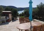 Location vacances Kukljica - Apartments by the sea Cove Mala Lamjana, Ugljan - 22450-1